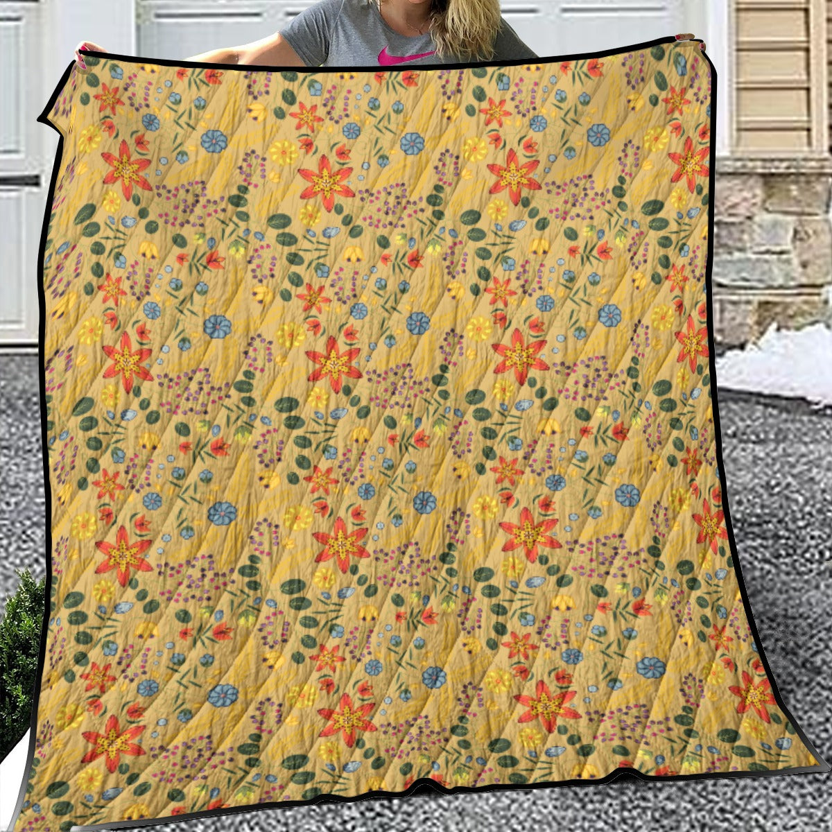 Saskatchewan Floral - Light Quilt