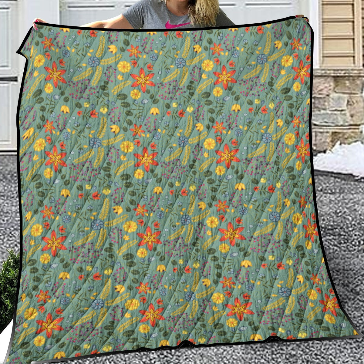 Saskatchewan Floral - Light Quilt